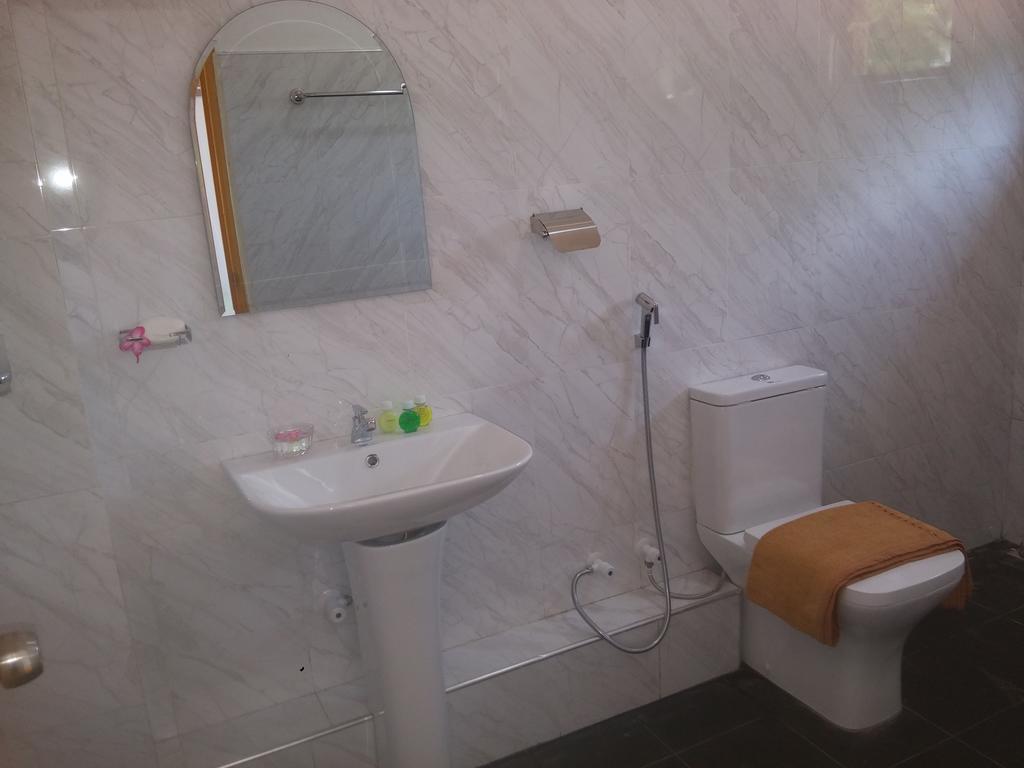 Chithra Homestay Tangalle Exterior foto